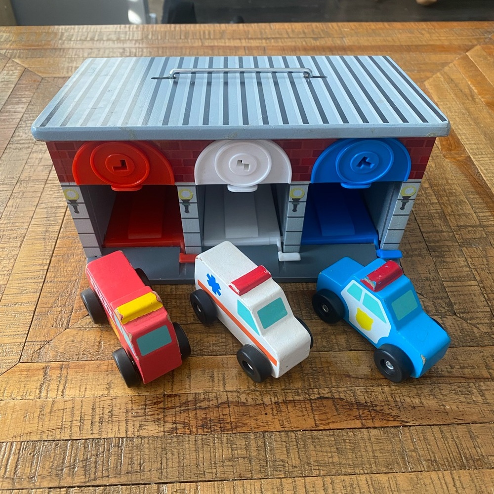 Melissa & Doug Wooden Garage Toy